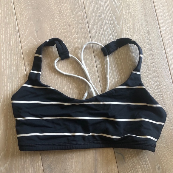 lululemon athletica Tops - Lululemon Sports Bra